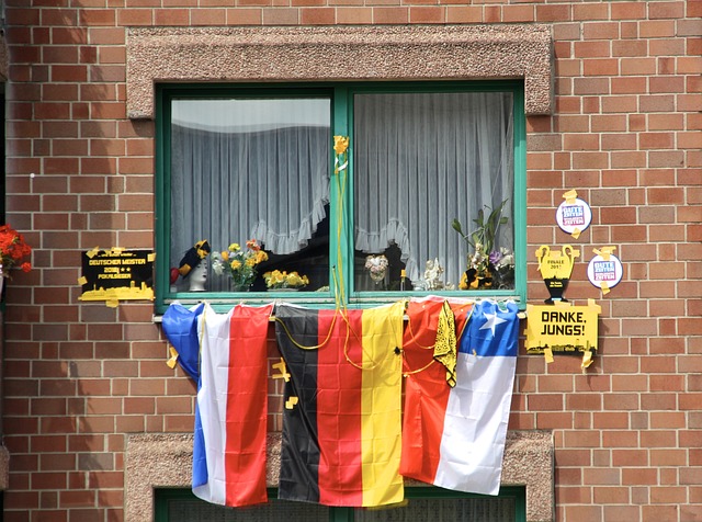 国奥vs韩国首发:陶强龙、谢文能先发,艾菲尔丁替补.